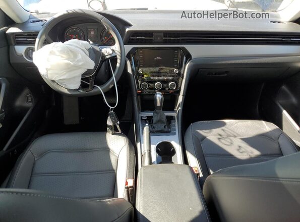 1VWSA7A39MC013483 2021 VOLKSWAGEN PASSAT Blue Dashboard view
