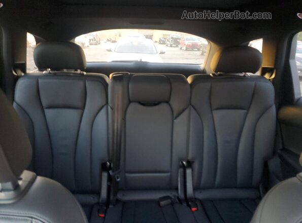 WA1AJAF76MD037333 2021 AUDI Q7 Silver უკანა სალონის ხედი