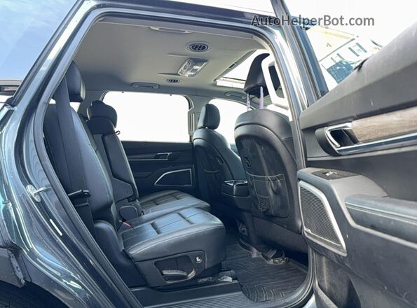 5XYP3DHC3MG133234 2021 KIA TELLURIDE Gray Вид салону спереду