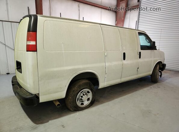 1GCWGAFP1N1174919 2022 CHEVROLET EXPRESS White Front right