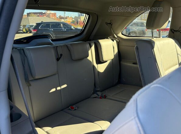 5TDJZRFH5JS556444 2018 TOYOTA HIGHLANDER Silver 