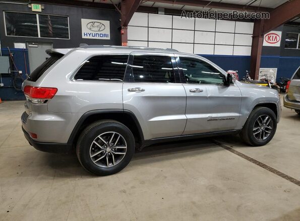 1C4RJEBG3HC933820 2017 JEEP GRAND CHER Silver Delantero derecho
