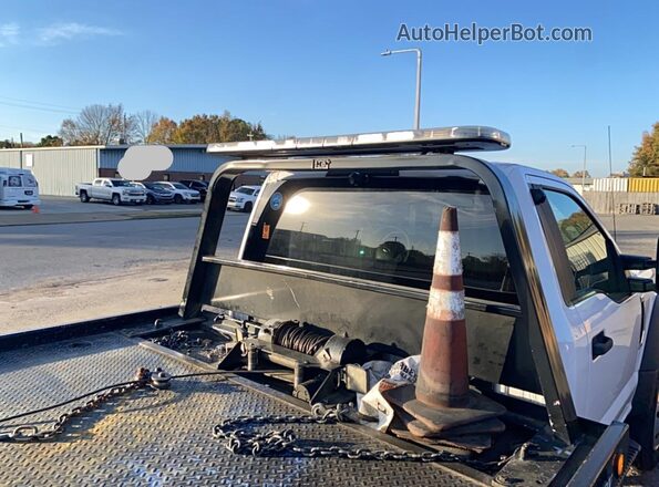1FDUF5GT7HEC49273 2017 FORD F550 White 