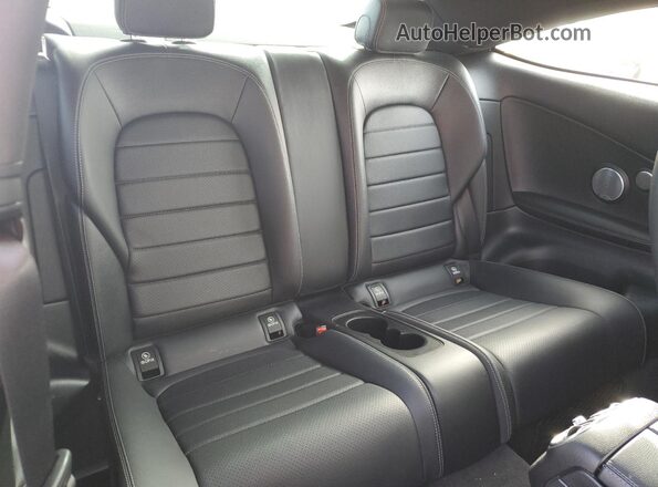 WDDWJ8DB8LF933234 2020 MERCEDES-BENZ C Black Vista interior trasera