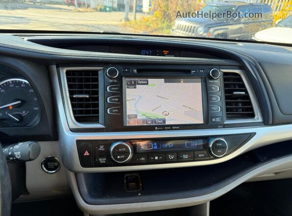 5TDJZRFH5JS556444 2018 TOYOTA HIGHLANDER Silver 