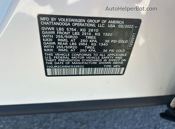 1V2JR2CA6NC529922 2022 VOLKSWAGEN ATLAS White Widok wnętrza z tyłu