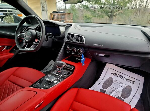 WUAKBAFX4M7901384 2021 AUDI R8 Black Vista de los asientos traseros