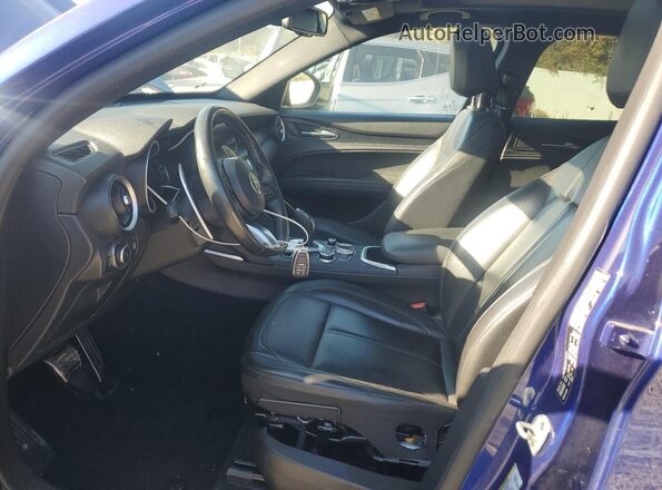 ZASPAJAN0N7D39195 2022 ALFA ROMEO STELVIO Blue Dashboard view