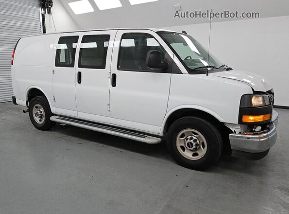 1GTW7AFP0R1159964 2024 GMC SAVANA White წინა ხედი