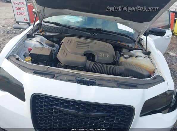 2C3CCAAG0LH201164 2020 CHRYSLER 300 White Vista trasera