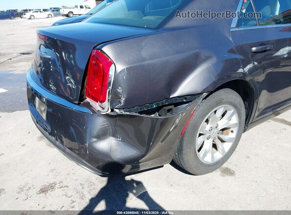 2C3CCAAG3LH239357 2020 CHRYSLER 300 Black 