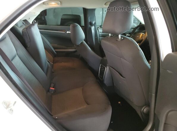2C3CCAAG3PH605033 2023 CHRYSLER 300 Белый Вид задних сидений