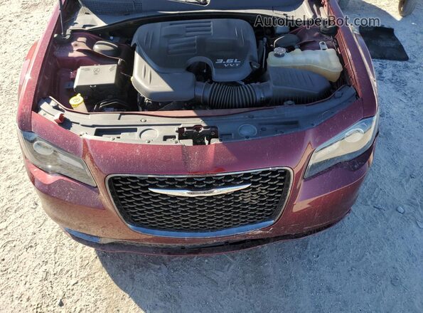 2C3CCAAG6LH115681 2020 CHRYSLER 300 Burgundy უკანა სალონის ხედი
