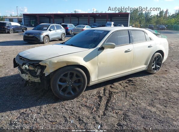 2C3CCABG0MH537039 2021 CHRYSLER 300 White 