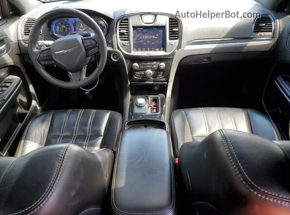 2C3CCABG0PH577366 2023 CHRYSLER 300 Черный Вид панели приборов