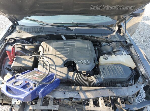 2C3CCABG1PH589929 2023 CHRYSLER 300 Charcoal Widok wnętrza z tyłu
