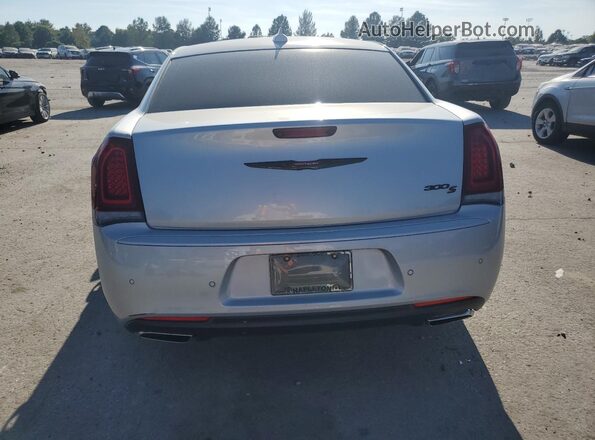 2C3CCABG1PH641138 2023 CHRYSLER 300 Silver Widok z tyłu