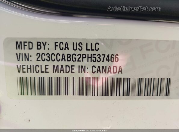 2C3CCABG2PH537466 2023 CHRYSLER 300 White Widok komory silnika