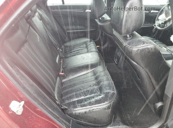 2C3CCABG2PH637020 2023 CHRYSLER 300 Красный Вид задних сидений