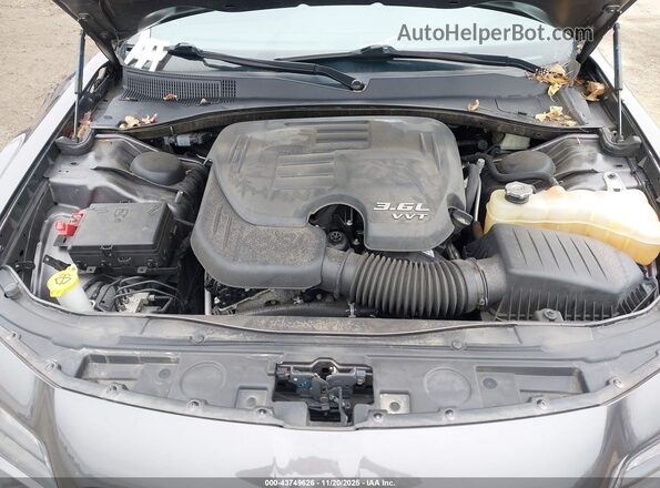 2C3CCABG3MH528979 2021 CHRYSLER 300 Gray Rear view