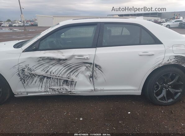 2C3CCABG4PH641036 2023 CHRYSLER 300 White 