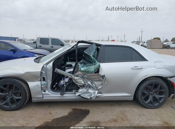 2C3CCABG7MH532890 2021 CHRYSLER 300 Серебряный Вид спереди