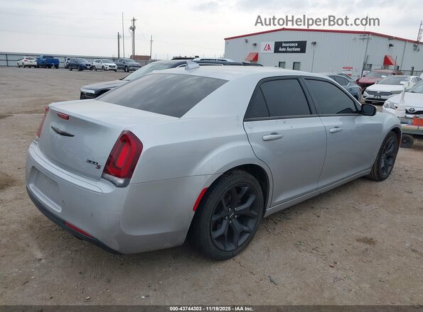 2C3CCABG7MH532890 2021 CHRYSLER 300 Серебряный Задняя правая четверть