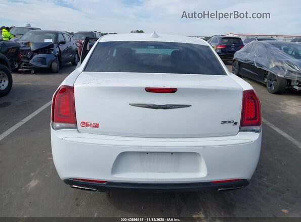 2C3CCABG9GH324921 2016 CHRYSLER 300 White 