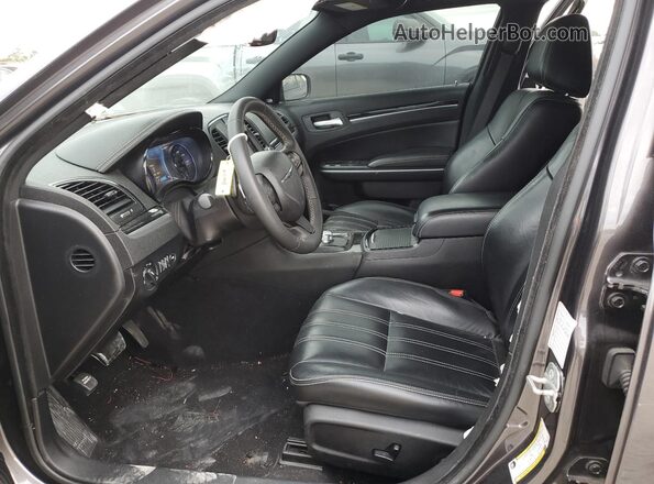 2C3CCABG9PH561070 2023 CHRYSLER 300 Серый Вид салона спереди