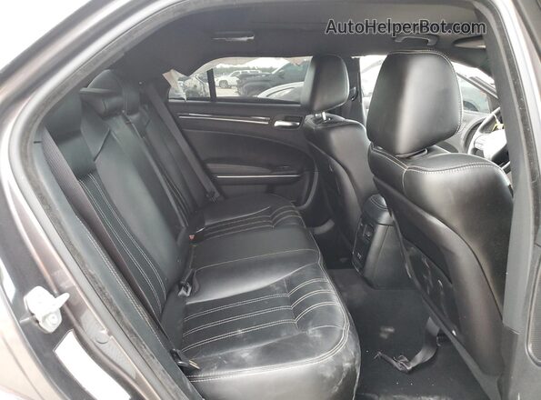 2C3CCABG9PH561070 2023 CHRYSLER 300 Серый Вид задних сидений