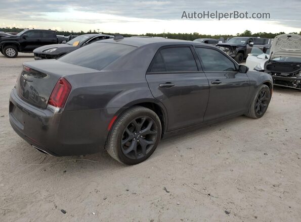 2C3CCABG9PH561070 2023 CHRYSLER 300 Серый Задняя правая четверть