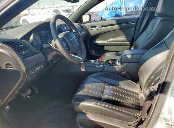 2C3CCABGXPH566049 2023 CHRYSLER 300 Charcoal Вид салону спереду