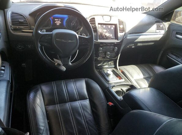 2C3CCABT8LH217270 2020 CHRYSLER 300 Black Widok deski rozdzielczej