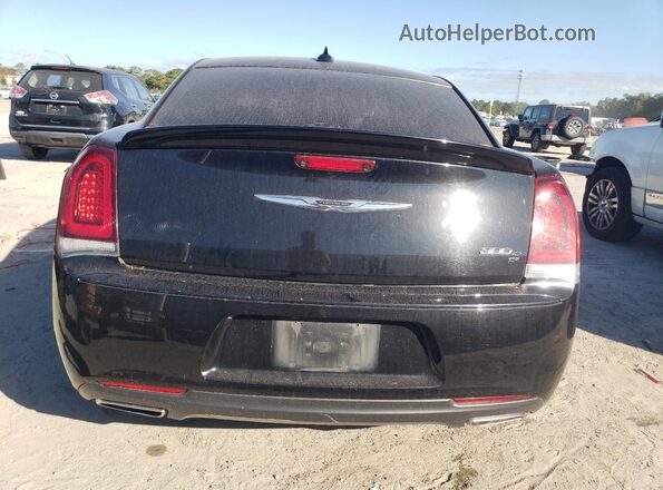 2C3CCABT8LH239091 2020 CHRYSLER 300 Black Rear view