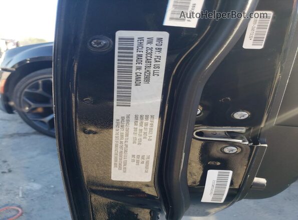 2C3CCABT8LH239091 2020 CHRYSLER 300 Black Engine compartment view