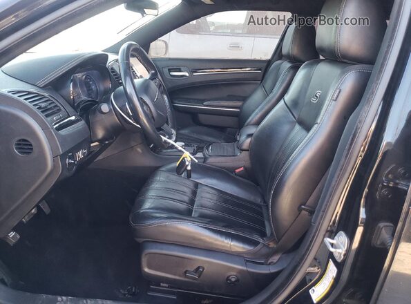 2C3CCABT8LH239091 2020 CHRYSLER 300 Black Front interior view