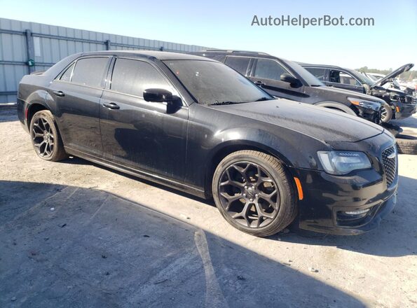 2C3CCABT8LH239091 2020 CHRYSLER 300 Black Front right