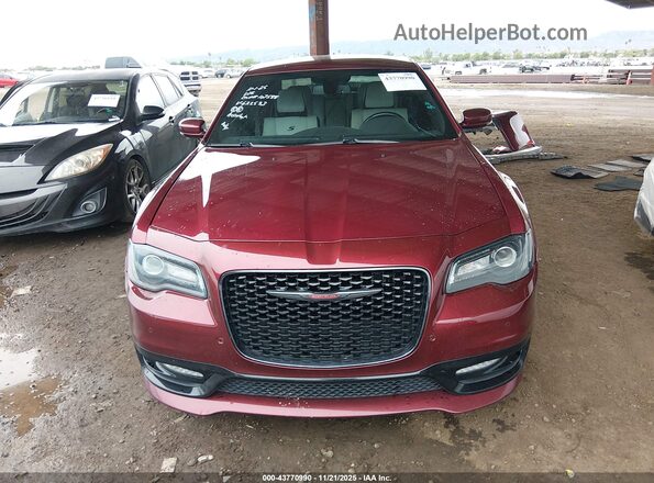 2C3CCABTXMH622533 2021 CHRYSLER 300 Красный Вид задней части салона