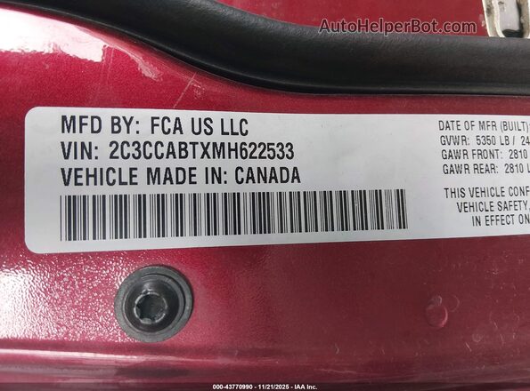 2C3CCABTXMH622533 2021 CHRYSLER 300 Красный Вид подкапотного пространства