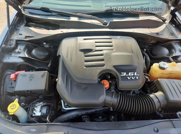 2C3CCAEG8LH124456 2020 CHRYSLER 300 Черный Вид задней части салона