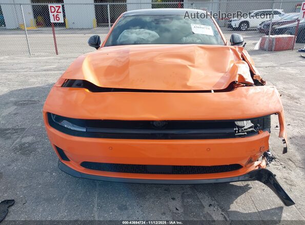 2C3CDBDK6SR559476 2025 DODGE CHARGER Orange წინა ხედი