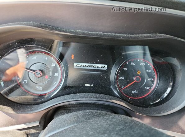 2C3CDXBG4LH133014 2020 DODGE CHARGER Green Вид щитка приладів