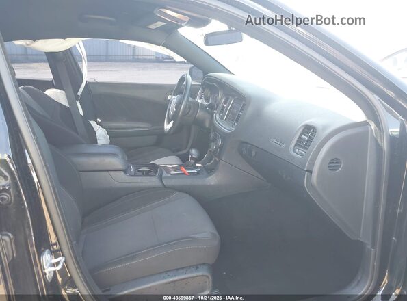 2C3CDXBG9LH187862 2020 DODGE CHARGER Черный Вид салона спереди
