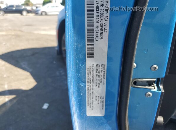 2C3CDXCT3PH576126 2023 DODGE CHARGER Blue Vista del compartimento del motor