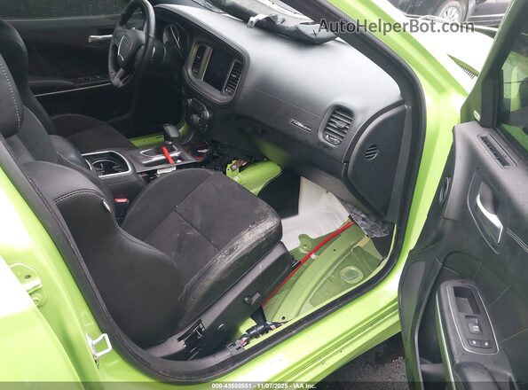 2C3CDXCT9PH698327 2023 DODGE CHARGER Green წინა სალონის ხედი