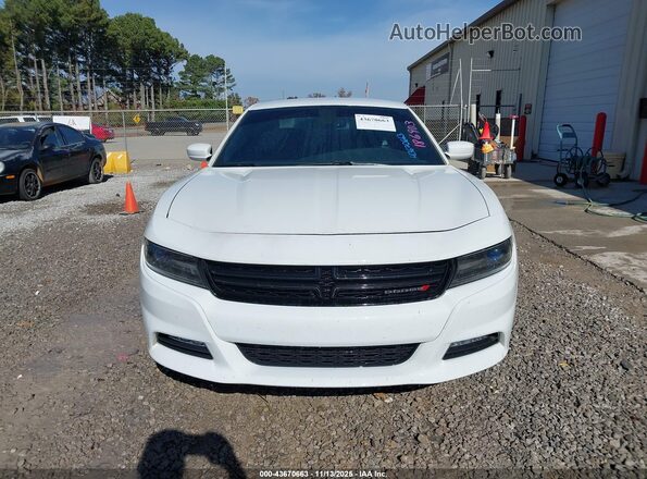 2C3CDXHG7GH186903 2016 DODGE CHARGER White Instrument cluster view