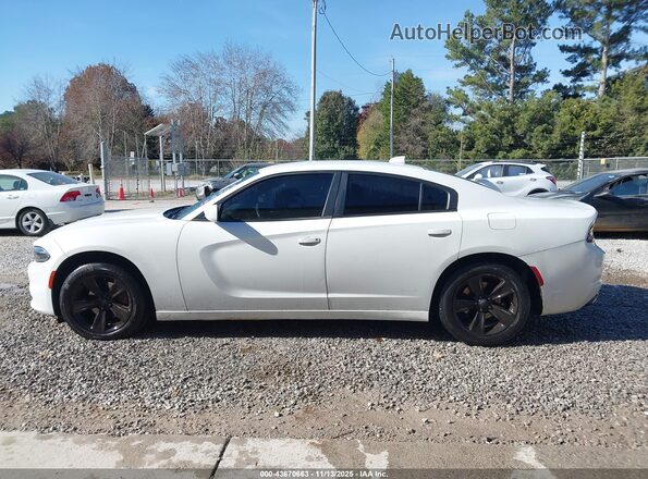 2C3CDXHG7GH186903 2016 DODGE CHARGER White 360 interior view