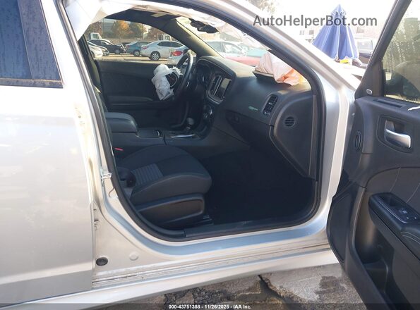 2C3CDXHGXNH227683 2022 DODGE CHARGER Silver Սալոնի դիմացի տեսք