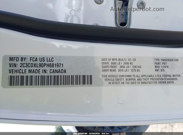 2C3CDXL90PH681971 2023 DODGE CHARGER White Vista del compartimento del motor