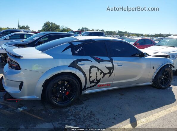 2C3CDXL9XNH184911 2022 DODGE CHARGER Silver Widok wnętrza 360 stopni